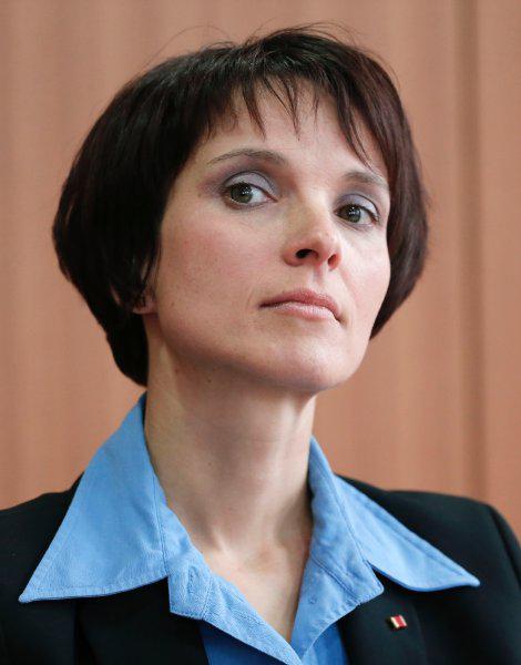 <b>Frauke Petry</b> AfD Bundessprecherin und Landesvorsitzende Sachsen Pleitier und <b>...</b> - frauke-pleite-petry